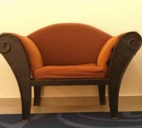  Fauteuil en fer forgé Jolies fauteuils  en fer forgé à vendre de très bonne qualité, housse changeable selon vos couleurs.
