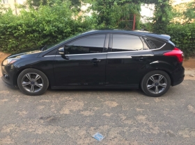 FORD FOCUS 2013 FORD FOCUS 2013
121000 KM
ESSENCE 
AUTOMATIQUE 
CLIMATISEE
 
