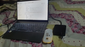 Ordinateur portable à vendre  Laptop Asus zenbook 13 UX325EA i7 11ème gen RAM 16g disque SSD de 512g
Très bel écran lumineux avec de très belles couleurs, clavier rétro-éclairé , NB: trackpad non fonctionnel mais souris RGB dual mode bluetooth et connecteur USB offert. 
Très bonne autonomie avec charge rapide de 65watt