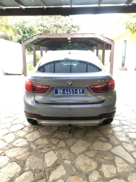 BMW x6 BMW x6 
année 2015 
automatique essence 
full option, intérieur cuire 
toit ouvrant, kilomètres 96683 

