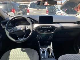 Ford Escape 2020 Ford escape année 2020 
Automatique essence 
Venant déjà dédouané 
Full options
Tout neuf
