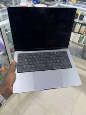 MacBook Pro M1 2021 SSD 512 gb Ram 16 gb 14 pouces facture plus garantie livraison 2000