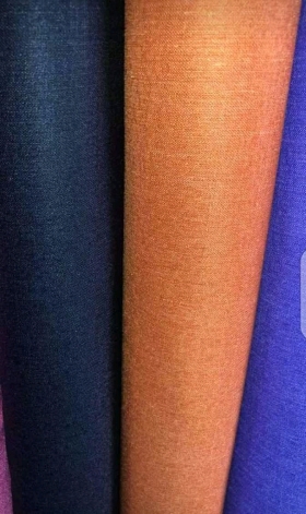 Tissu en lin De très jolis tissu en lin a vendre pour homme et femme tous les couleurs sont disponibles 
Gros et détails