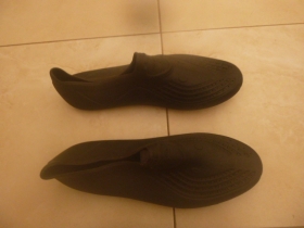 Chaussures aquagym / aquabike vends chaussures aquabike/ aquagym noires taille 40