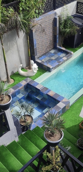 Carreaux piscine Bali de qualité supérieure Carreaux piscine bali européens très modernes et esthétiques de qualité supérieure pour vos piscines de résidences hôtels et entreprises à des prix très réduits 