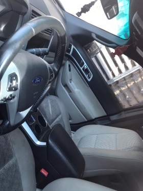 Ford  Escape SEL 2014 <p>ford escape sel 2014 mute moteur 2.0 climatiser automatique essence .</p>