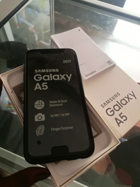 Samsung galaxy a6 plus 32go Samsung galaxy a6 plus 32 go neuf et scellé dans sa boîte ! Vendu avec facture , contacter moi au 771099933 .