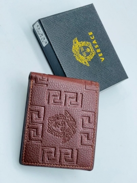 Portefeuille de marque Des portefeuilles de marques très classe (Rolex, Versace…)