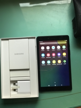 Samsung Galaxy Tab A 2019 Samsung Galaxy Tab A neuf avec sa boîte.
32Gb,Batterie 5100mAh,Camera 8MP
Prends une puce 4G et une carte mémoire.
