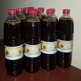 Miel Mame Diarra Distribution vous propose du Miel de très bonne qualité disponible en détail (bouteille d