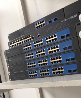Variétés de Switch Cisco Variétés de switch cisco simple gigabit et gigabit ports de 24ports et 48ports sont disponibles.
✅ 2960
✅ 2960s
✅ 2960X
DISPONIBLES.
possibilité de livraison.
Tél :