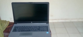HP 250 G7 Hp 250 g7 notebook pc
mémoire ram: 4go
disque dur: 500go
processeur: intel(r) celeron(r) n4000 cpu
ecran: hd 15,6 pouces 
système d