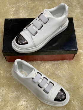 Chaussures Alexander Chaussures originales de marque Alexander.
Pointures : 41, 42, 43, 44, 45.