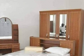  Chambre à coucher A vendre : Chambre à coucher lit 160×200, armoire 4 battants, coiffeuse. livraison et montage sont gratuit
Tel : 773874580
