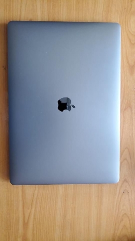 MacBook Air 2019 Touch ID  Je vends MacBook Air 2019 presque neuf 
256 ssd 
Ram 8 go
Touch ID 13 pouce 
Année 2019
783009556