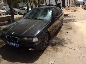 BMW BMW 318 essence 4 cylindres.