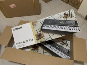 Piano Synthetiser Yamaha psr e273 Clavier Synthetiser Yamaha psr e273, tout neuf dans son carton, possibilité de livraison à domicile 