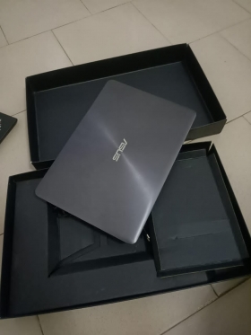 Asus ZenBook ux305f Asus ZenBook UX305f
Core M5 disk SSD NVMe 256Gb RAM 8Gb écran 13"
