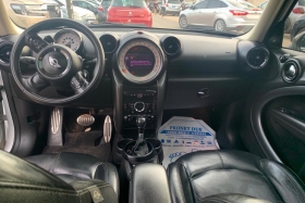 Mini Cooper S 2014 venant MINI COOPER S 2014 Venant
Essence automatique 
Full options intérieur Cuir grand écran
Toit panoramique 
98.000km
